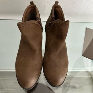 Me Too Tan Ankle Booties